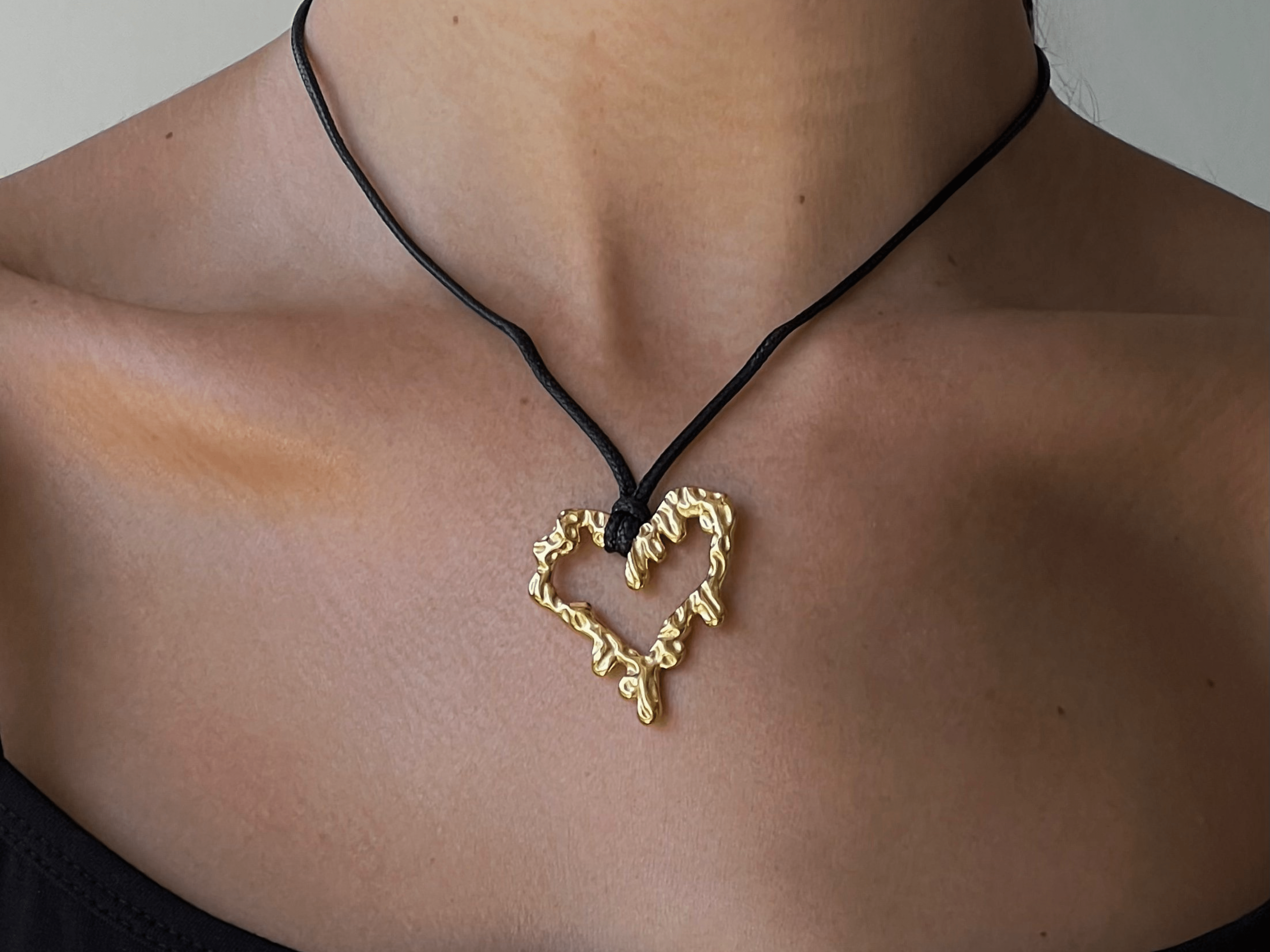 De 3 største smykketrends i 2025: Gør dig klar til et stylish år